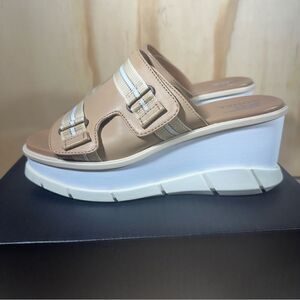 Sorel Joanie III Beige Slide Sandals Women’s Size 8 New